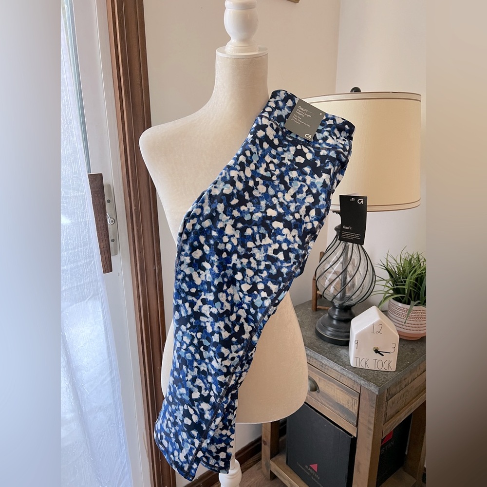 NWT Gap Leggings